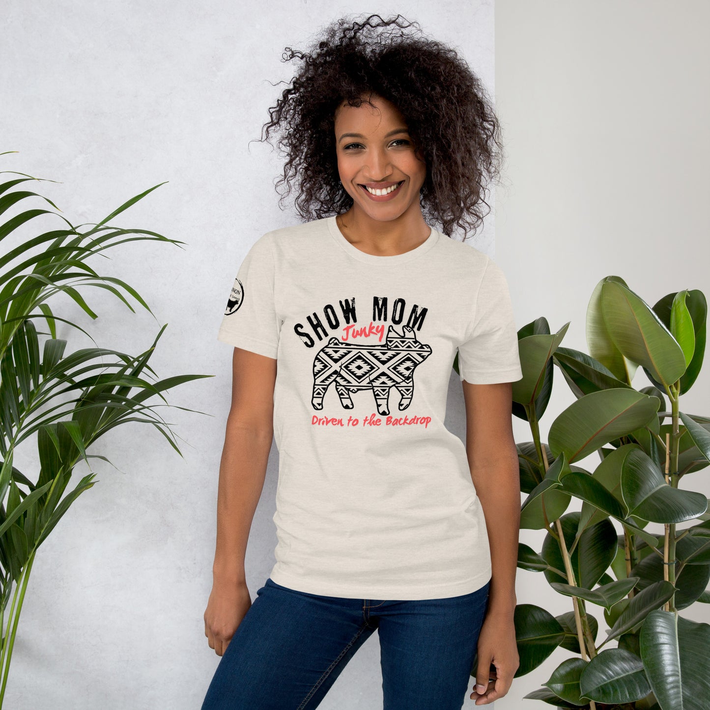 Pig Show mom Junky Unisex t-shirt